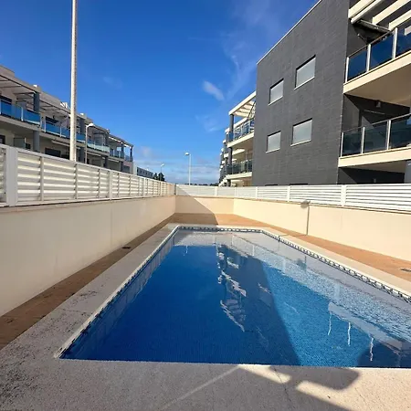 Ground Floor On The Seafront With Pool *