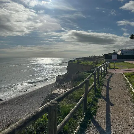 Ground Floor On The Seafront With Pool *